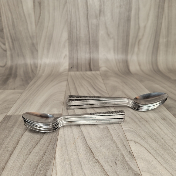 VTG Rogers Co Stainless Korea Flatware Floral Stanley Roberts Srb274 - 39 Pieces - Picture 9 of 15